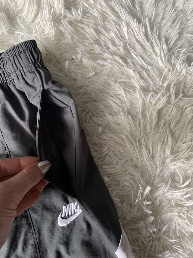 Spodenki Nike roz 146