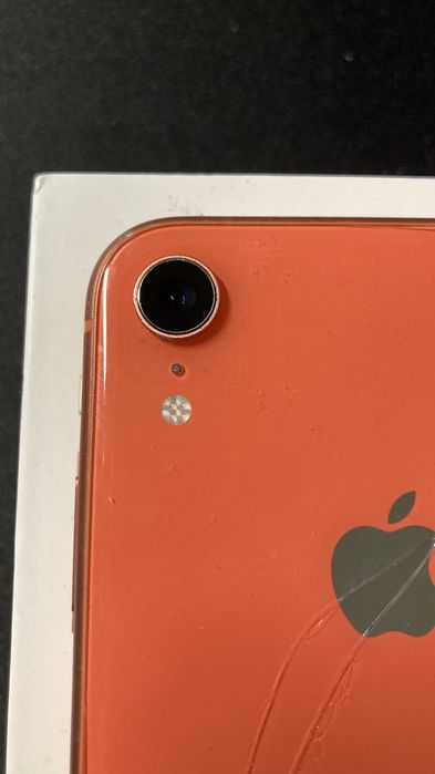Iphone XR, 64gb, pęknięte plecki