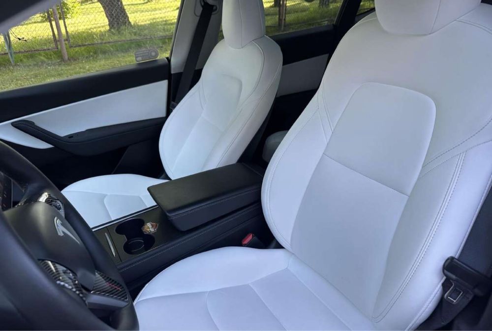Tesla model Y long range dual motor 2022