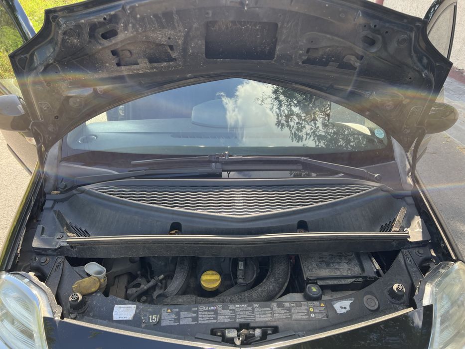 Продаю RENAULT MODUS 1.5 дизель.