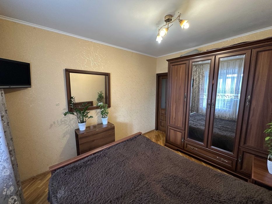 4к квартира, р-н Медичного Університету, ремонт, цегла