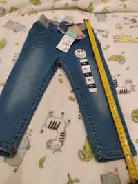 Продам детские джинсы 86 размер