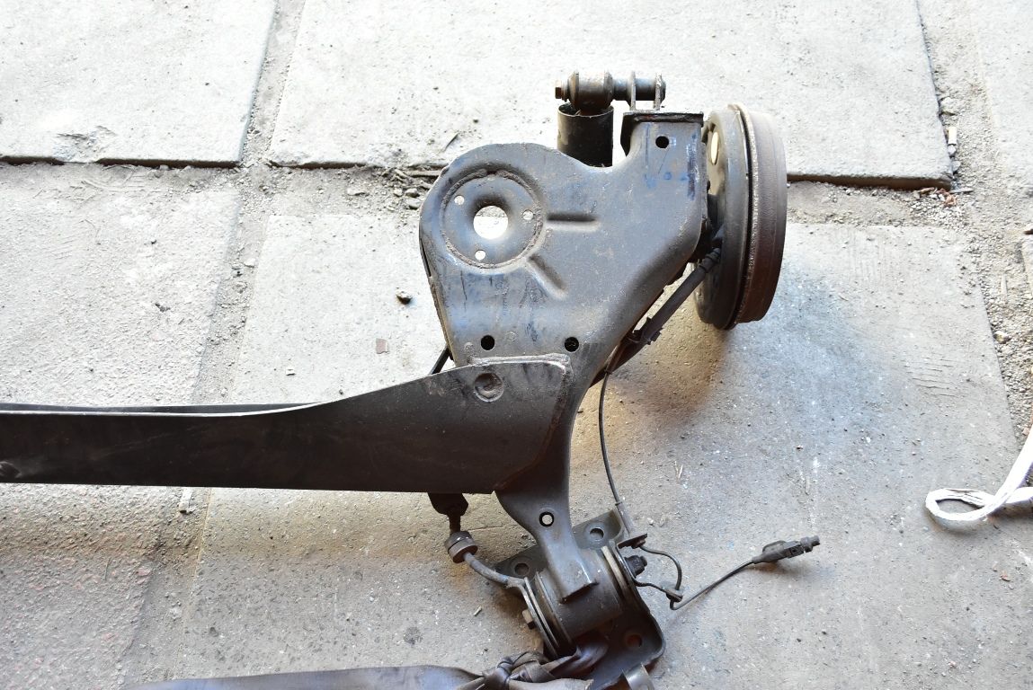 Балка задня в зборі під барабани з ABS Fiat Qubo 2008-2008