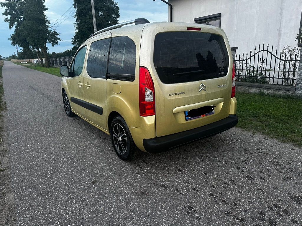 Citroen Berlingo Multispace 1.6b+lpg 109km stary silnik