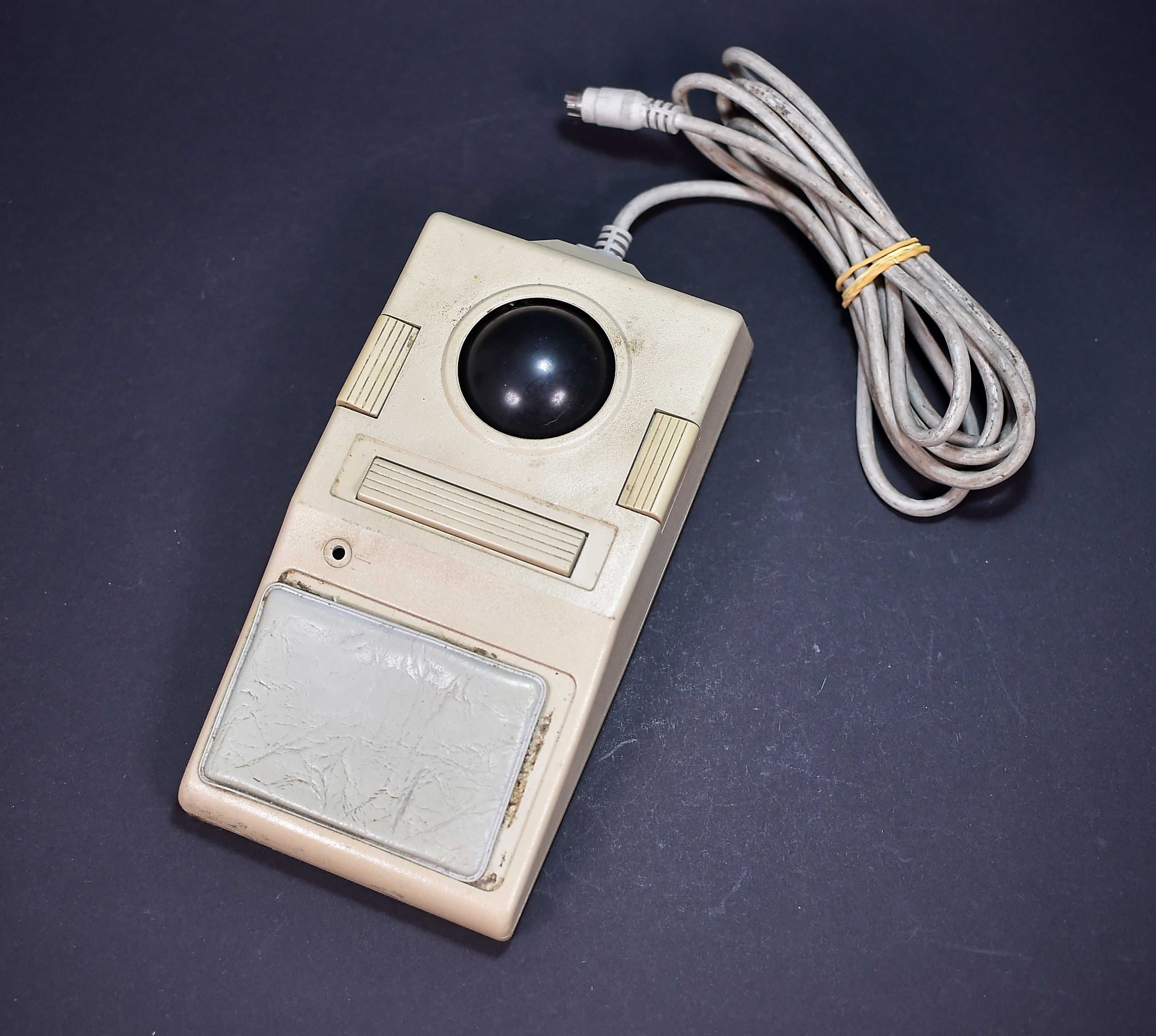 PRYWATNE: ITAC Systems Mouse Trak Model B-5mpbc Trackball Serial