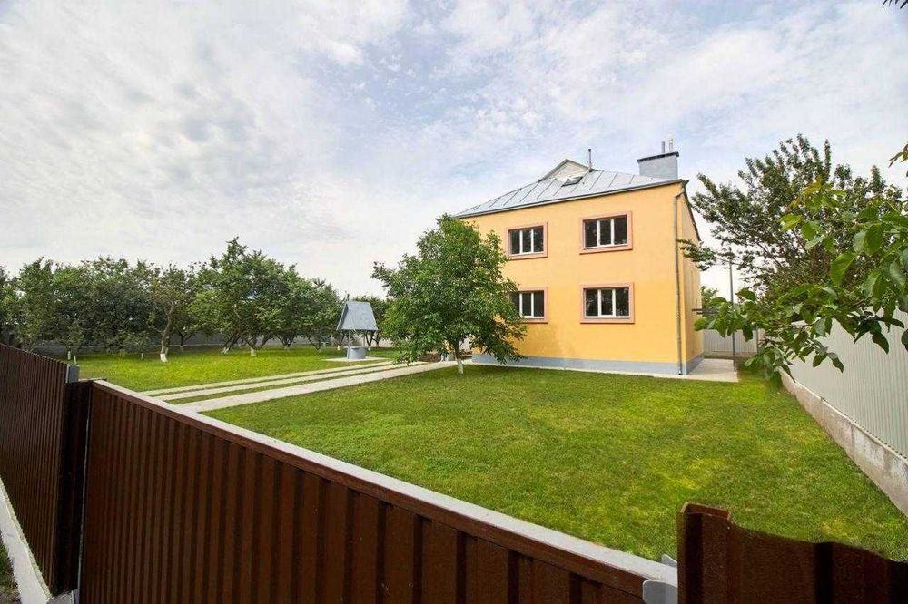 Оренда будинку 440 м.кв 8 кімнат під IT, клініку, реабіліт, пансіонат