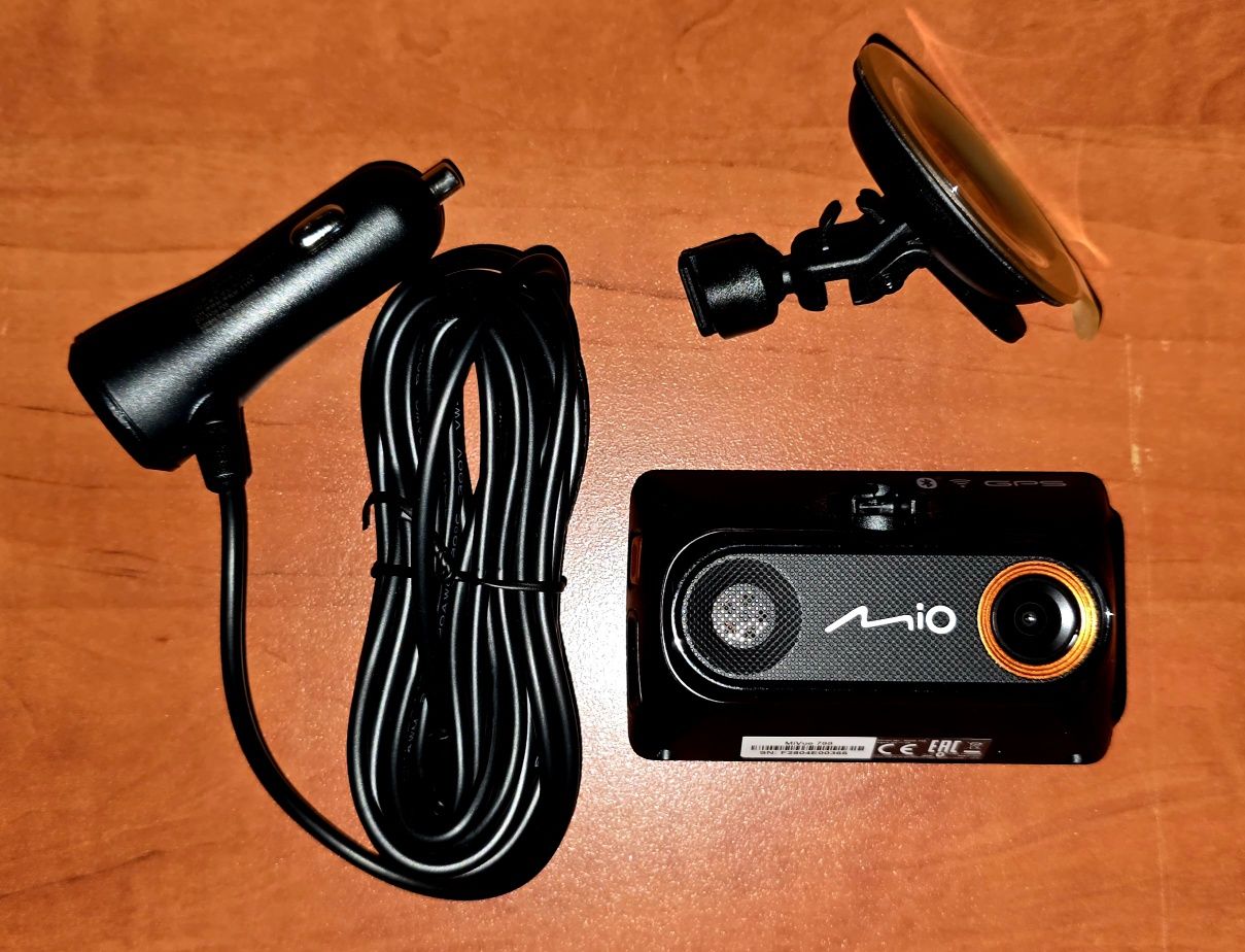 Wideorejestrator MIO MIVUE 788 Bluetooth, WIFI, GPS