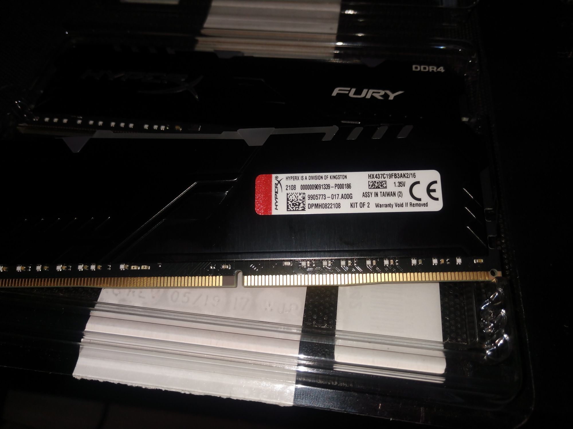 Пам'ять HyperX 16 GB (2x8GB) DDR4 3733 MHz Fury  (HX437C19FB3AK2/16)