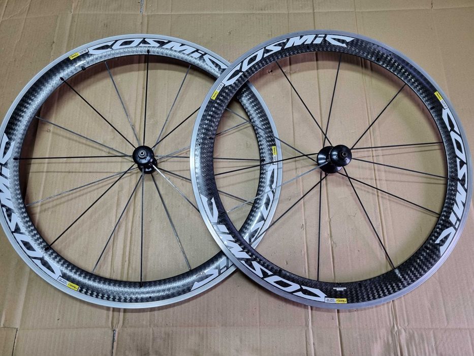 Koła kolarskie karbonowe 28 Mavic Cosmic SLS