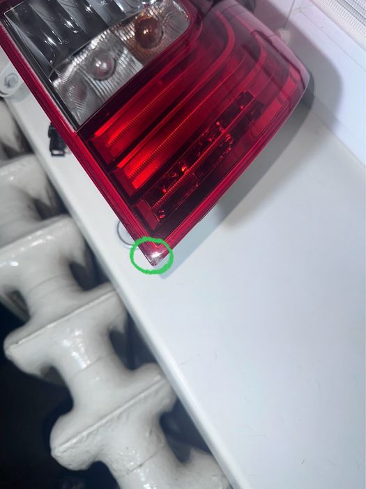 Задній правий ліхтар  LED Skoda superb 2014