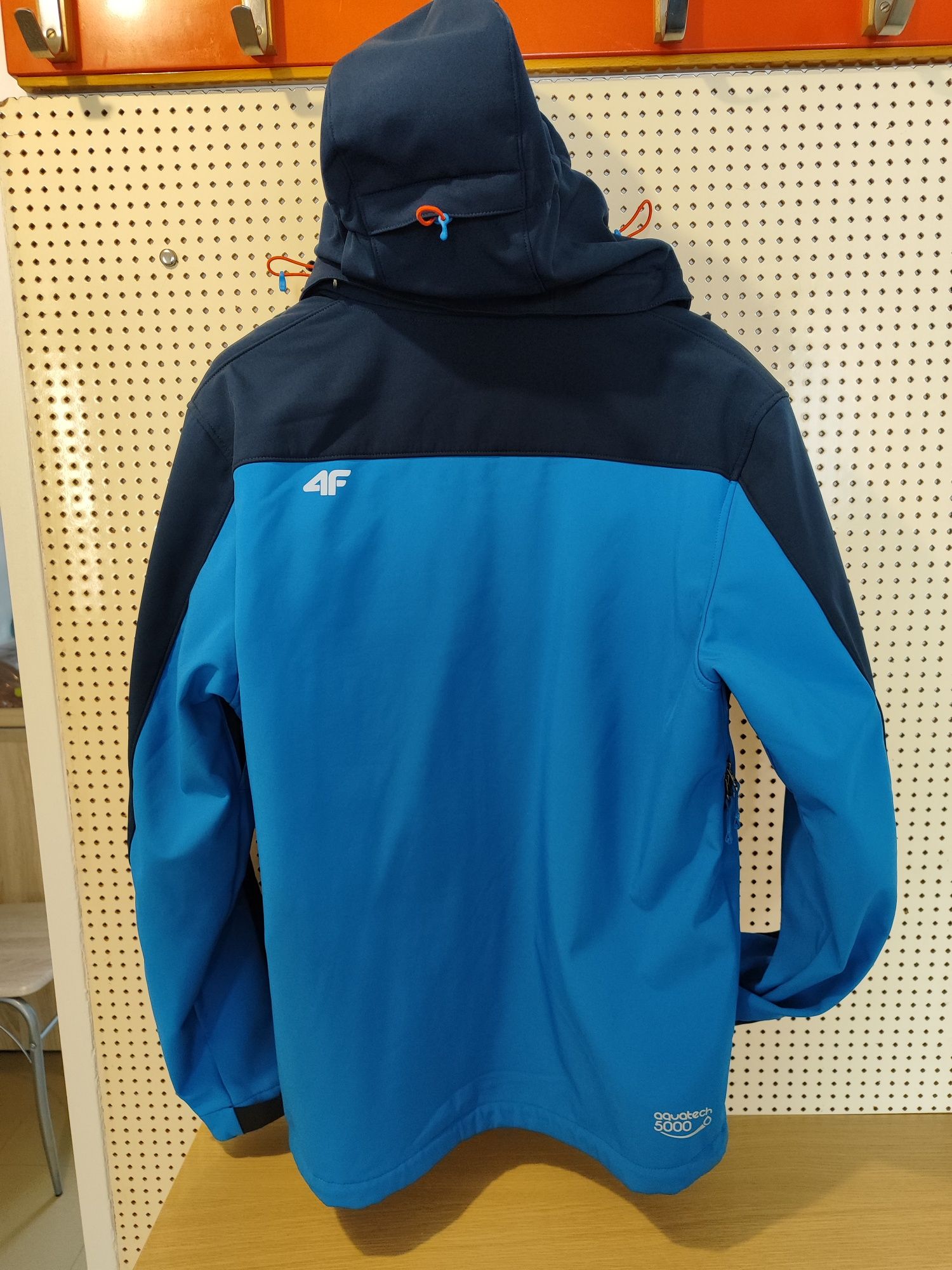 4F Softshell Aqua Tech
