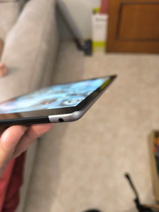 iPad 6ª Geração 128GB (Wi-Fi + Cellular) - Impecável / Space Gray