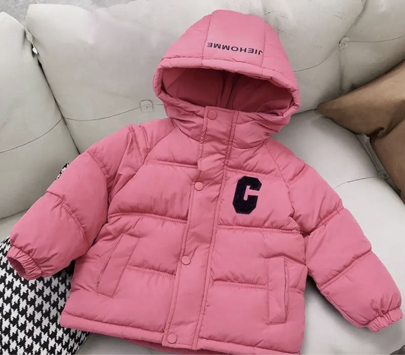 Курточка демісезонна нова