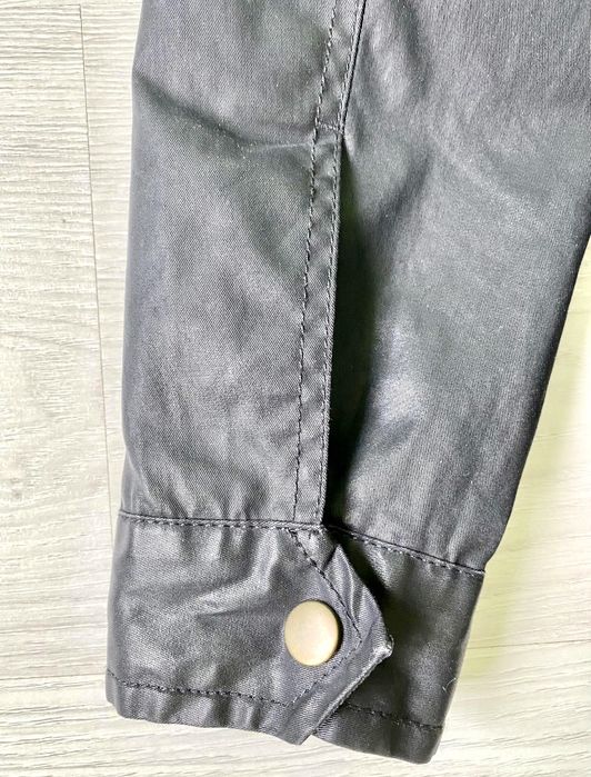 Легка куртка banana republic