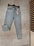 Spodnie jeans klasyczne Mom Fit Nowe