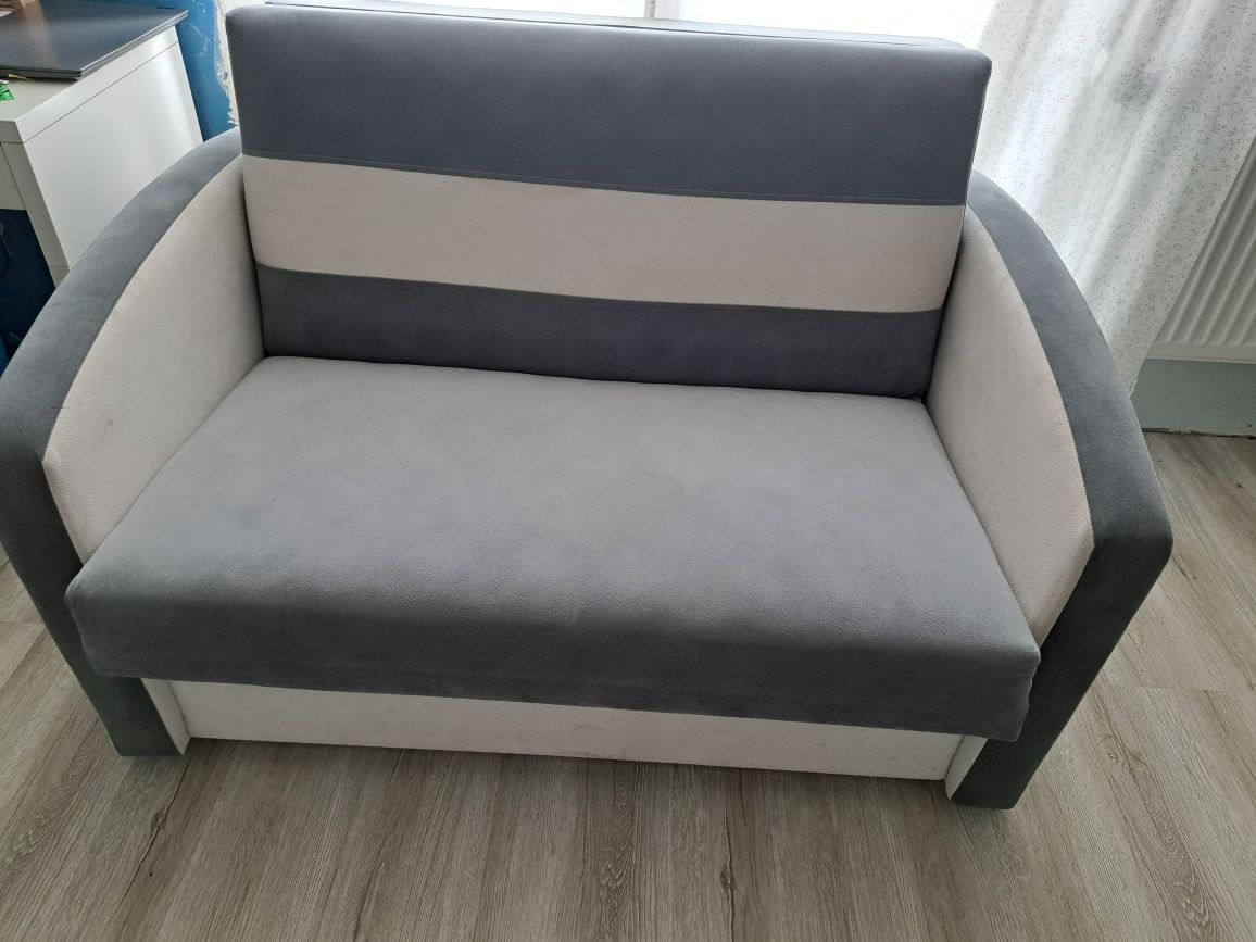 Sofa rozkładana dwuosobowa