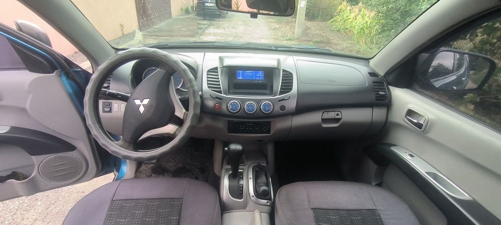 Mitsubishi L200 2008г автомат