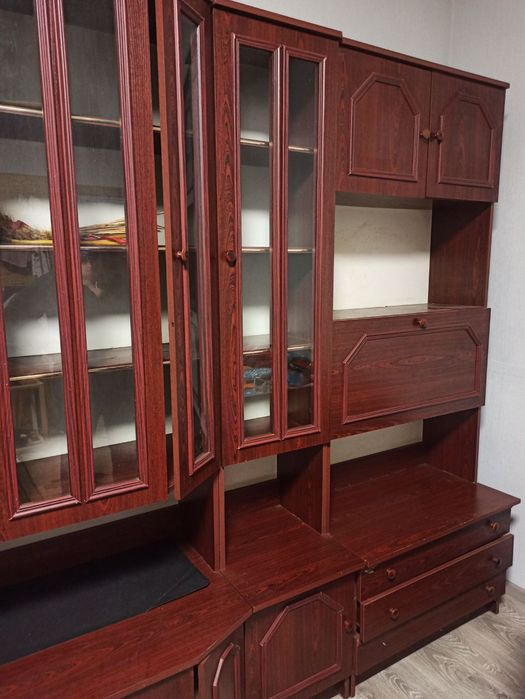 Стінка у вітальню самовивіз