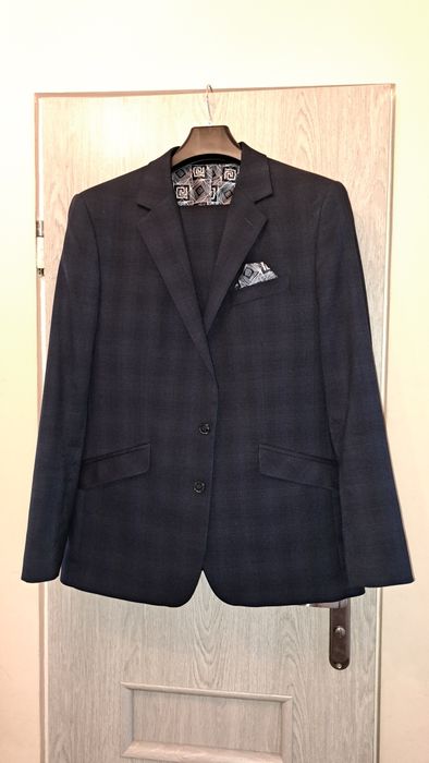 Garnitur marynarka i spodnie