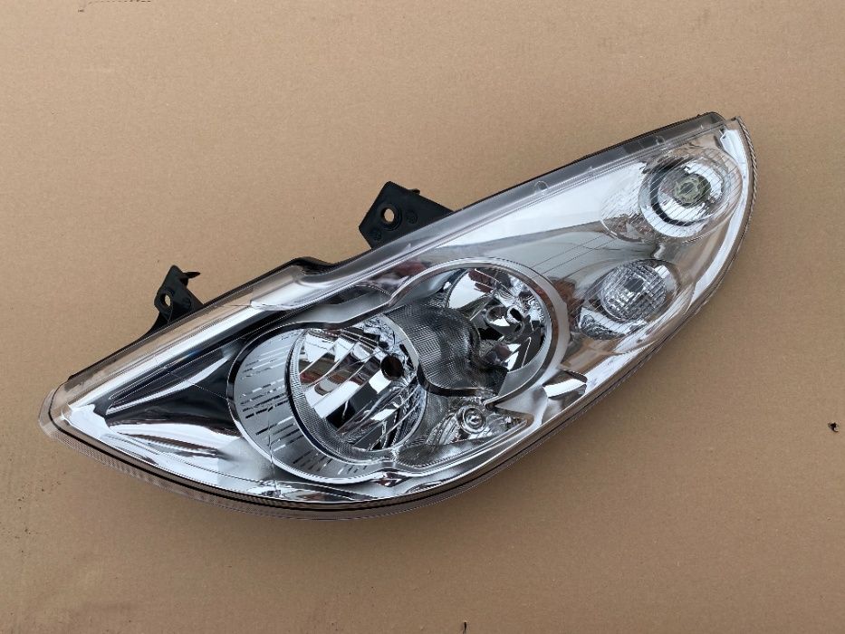 RENAULT III MASTER 2010 - Lampa przednia lewa FAKTURA VAT