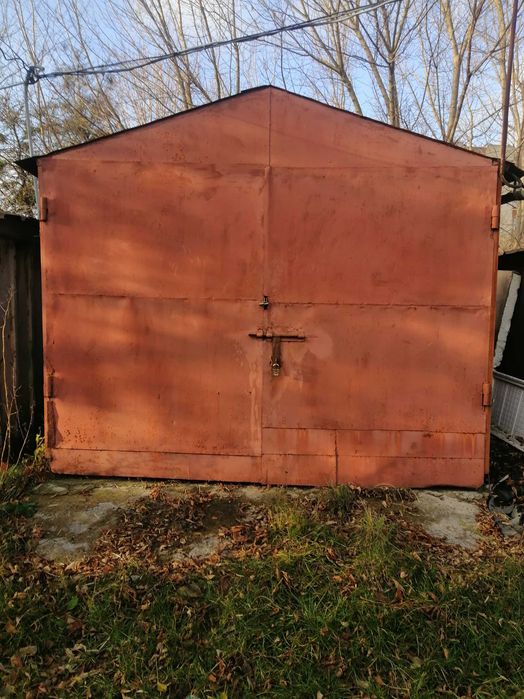 Продам металевий гараж