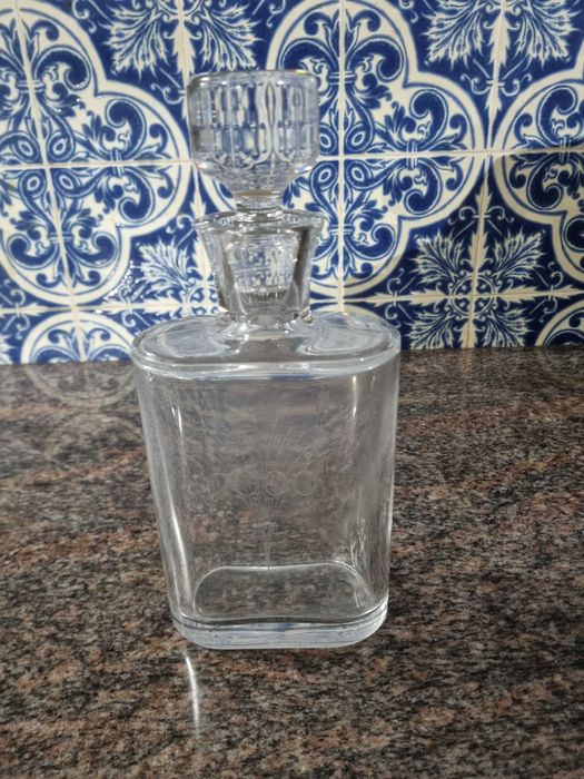 Garrafa em Cristal Atlantis (Millennium ano 2000)