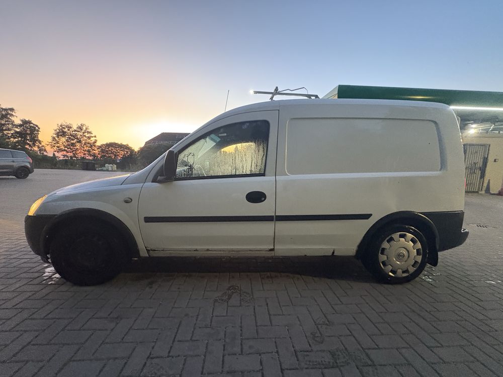 Opel combo 1.7 101km