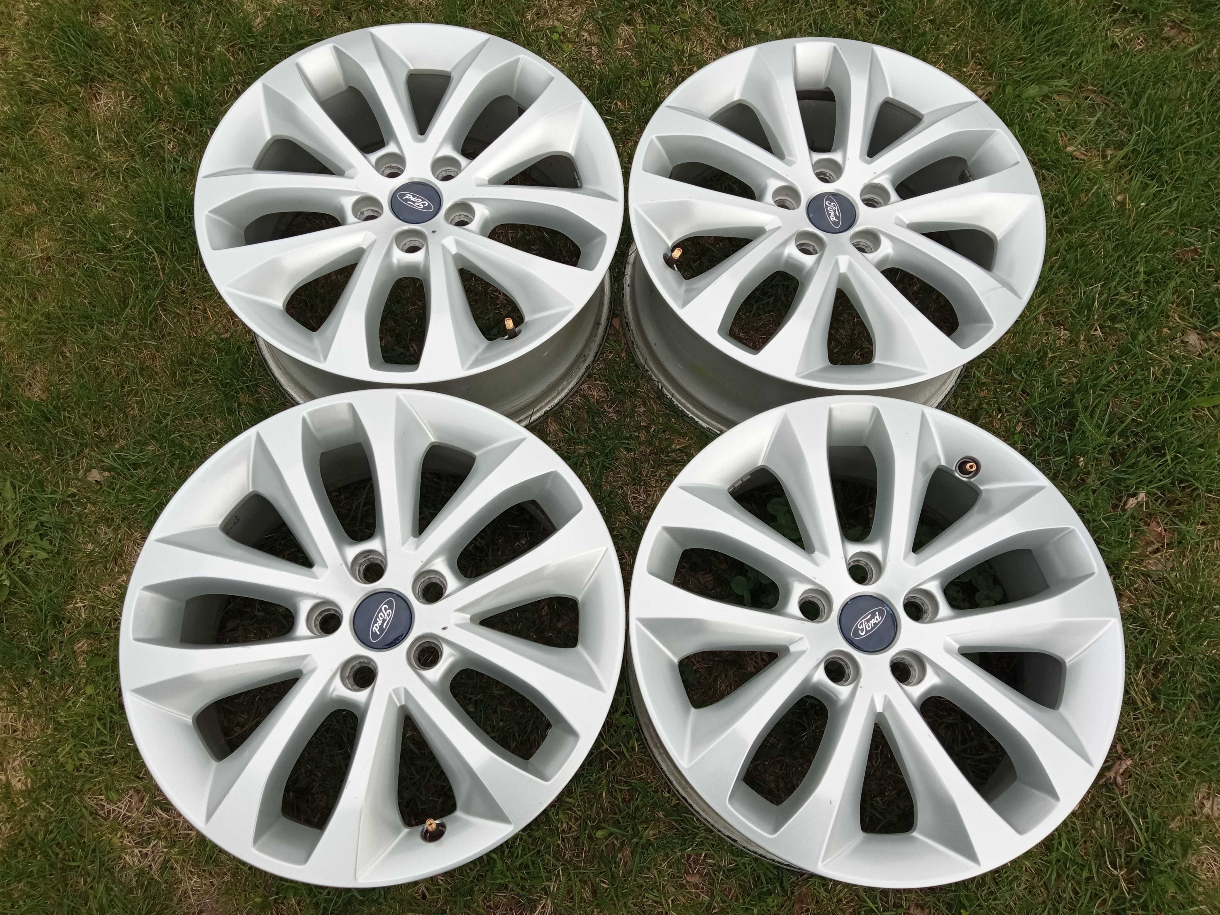 Felgi Ford 17cali 5x108 et52,5 7,5J Focus Kuga C-max Mondeo