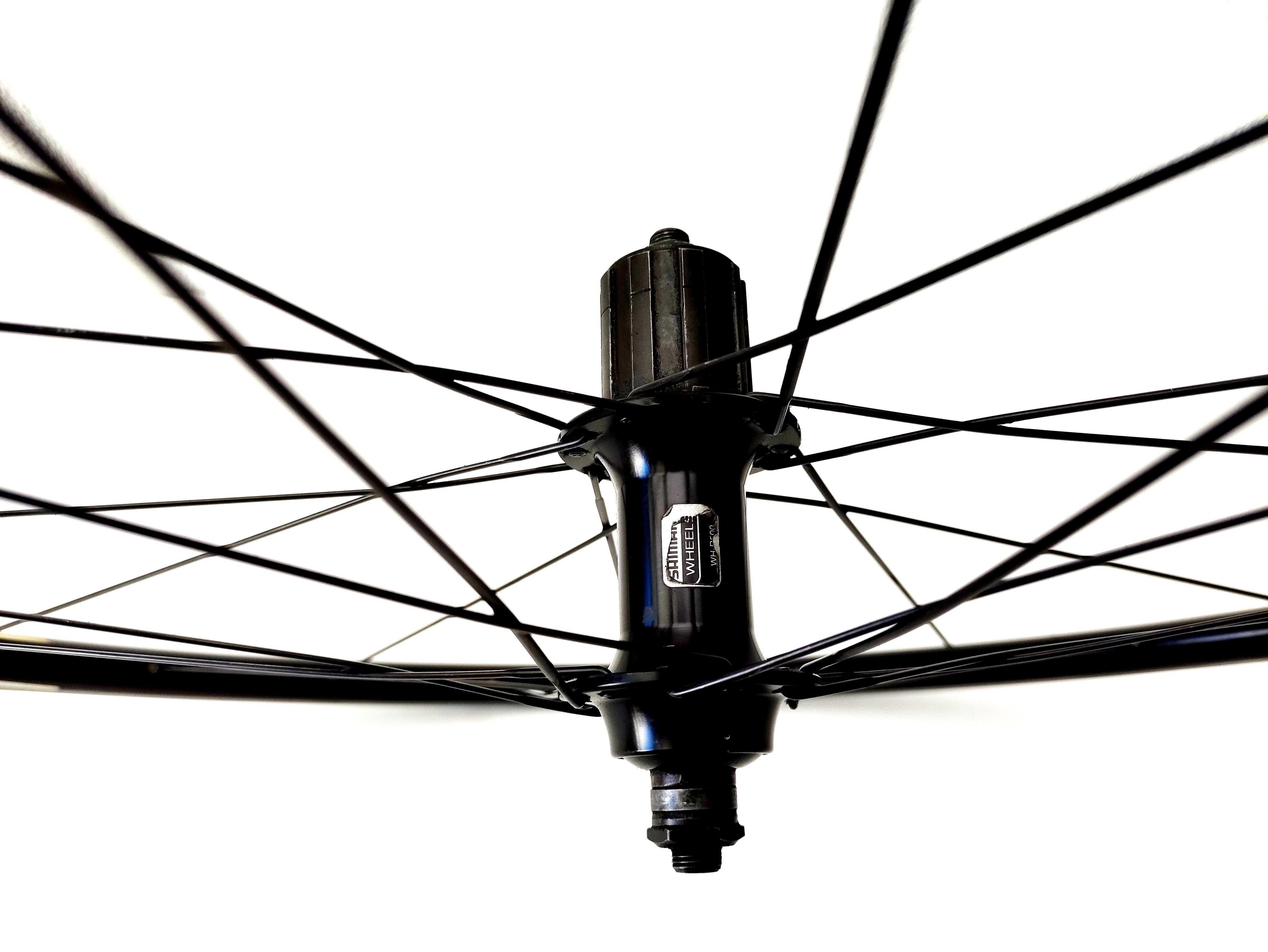 Seryjne koło SHIMANO WHEELS na TYŁ Szosa WH-R500 700c Uszk.