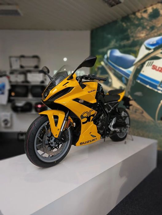 Suzuki GSX-R Suzuki GSX-8R 2025 edycja KIIRO | Salon Polska | Gwarancja