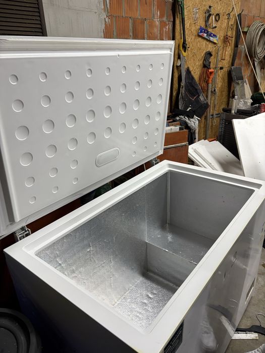 Zamrażarka skrzyniowa – pojemna, sprawna, gotowa do użytku