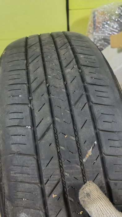 Одна шина R17 215x55 Good Year Assurance