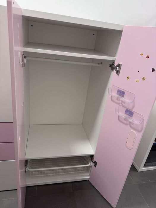 Regaf, szafki Ikea dla dziewczynki