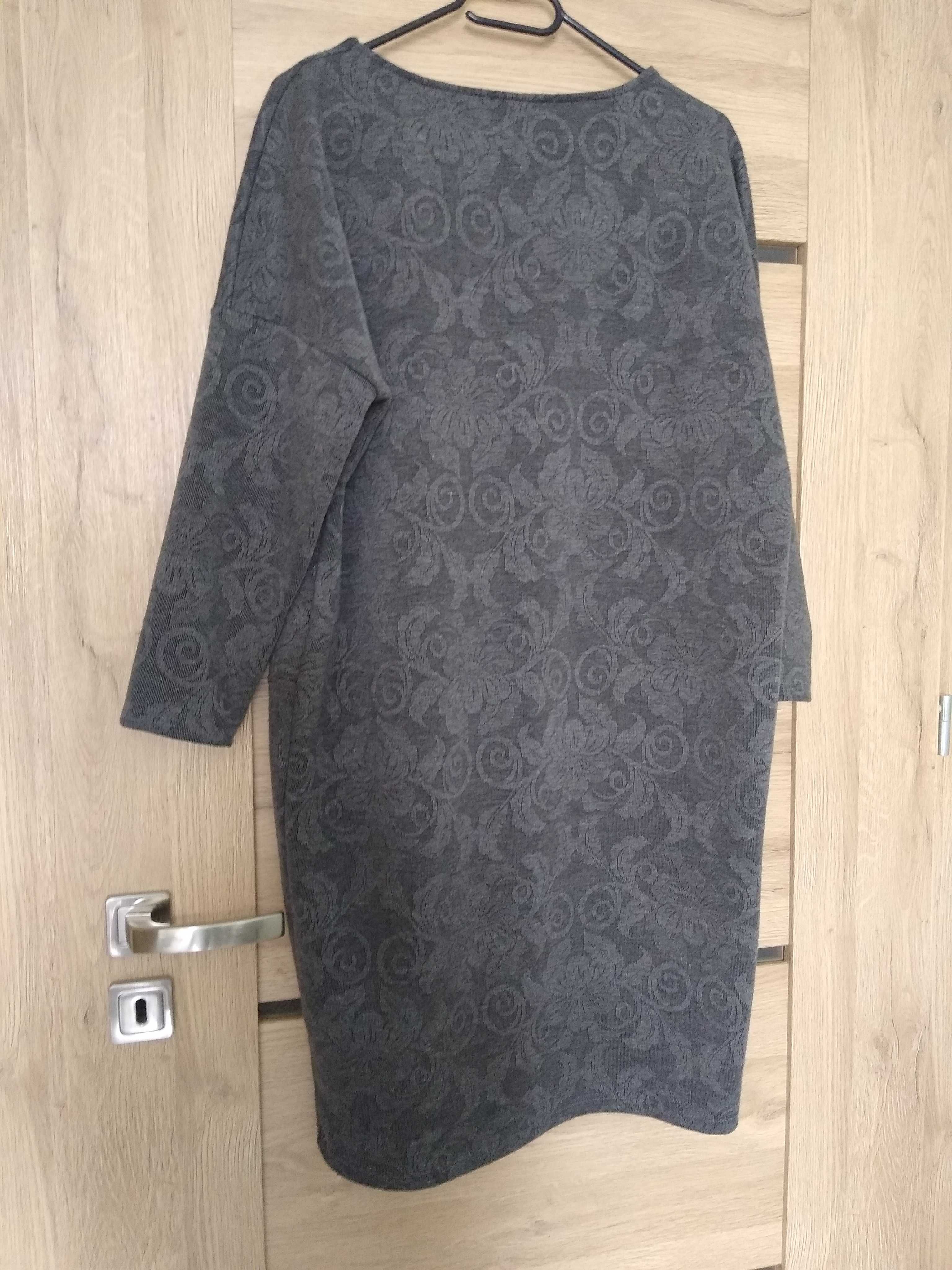 Sukienka Pretty Girl r.40