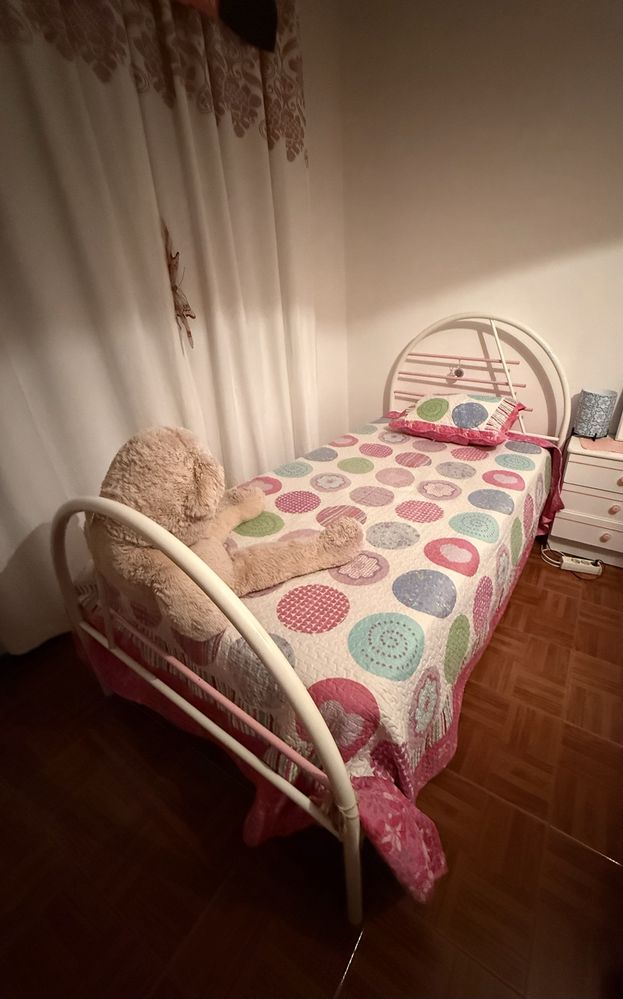Cama de Ferro de Solteiro