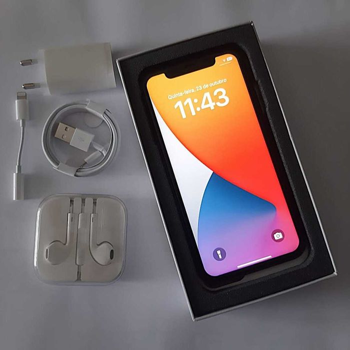 iPhone 11 - Preto 64GB