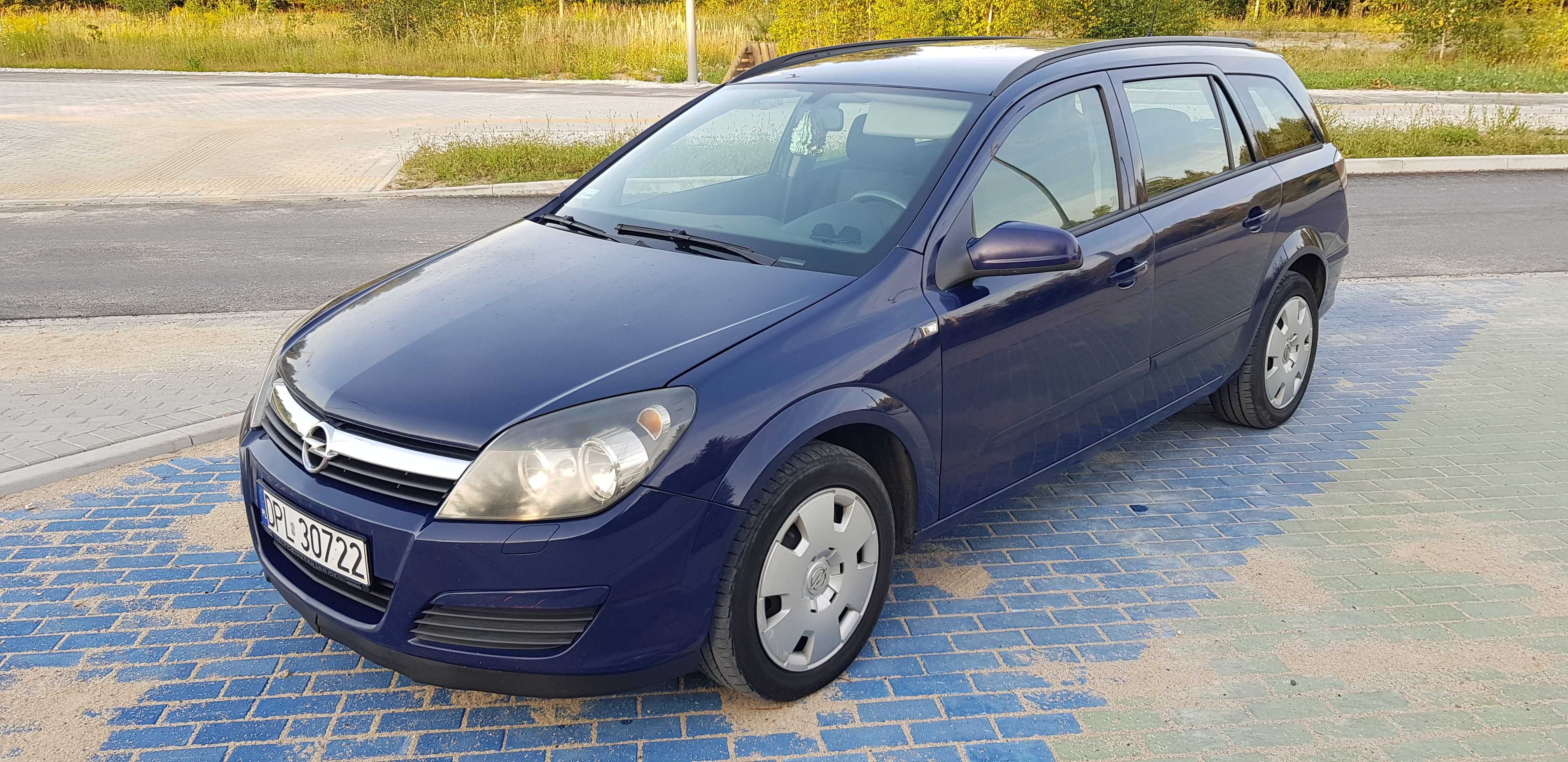 Opel Astra H 1.9 CDTI 101 KM. Dużo nowych części. Jeszcze posłuży...