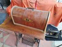 Máquina de costura antiga