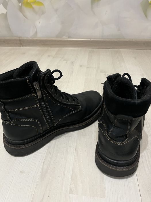 Шкіряні зимні ботінки