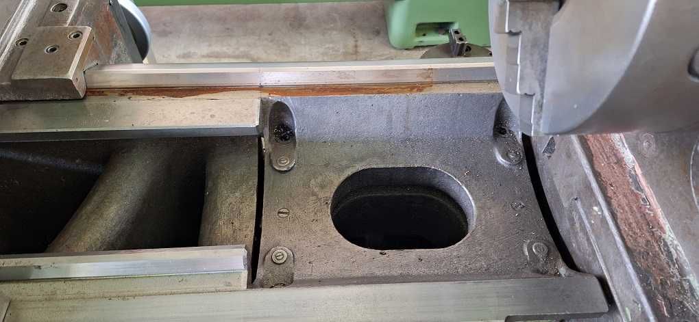 O Torno Mecânico Tarnow 1500mm