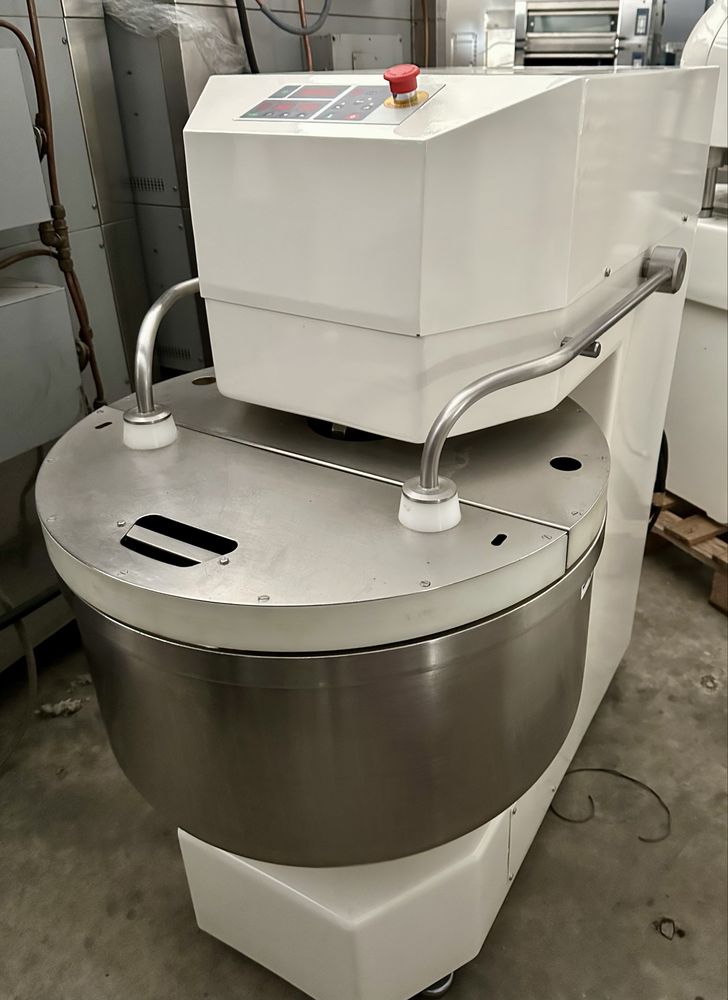 Amassadeira Felino 50kg farinha