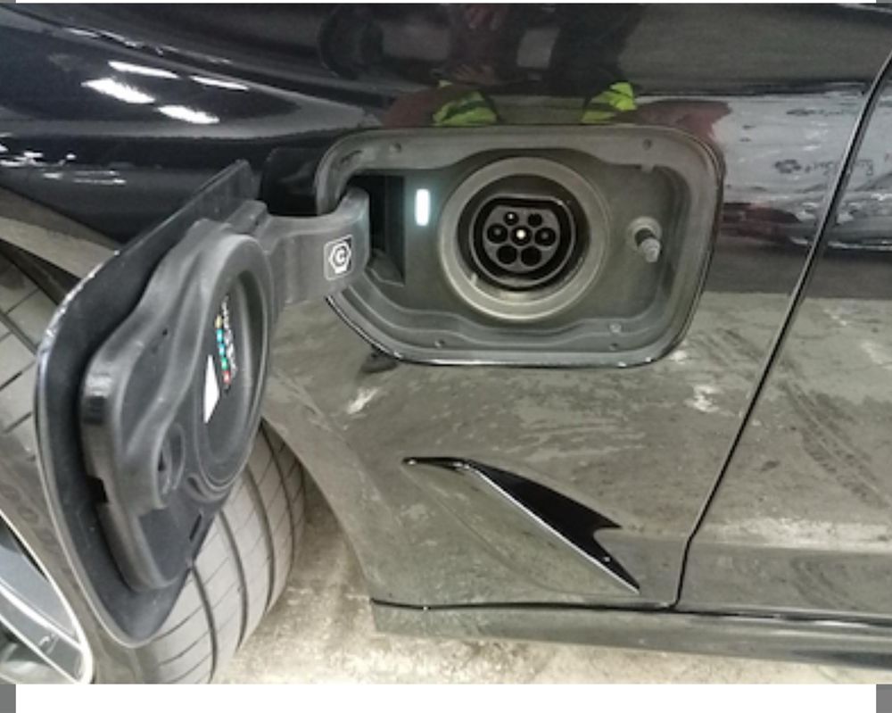BMW 530 e Pack M plus 2 c / IVA  2022 NACIONAL