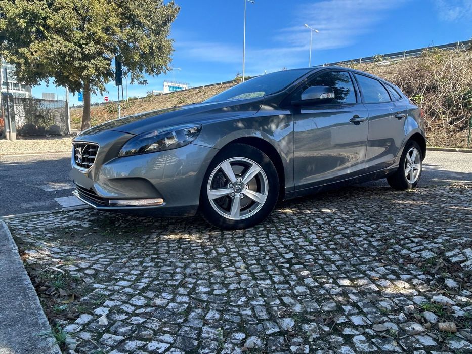 Volvo V40 2.0 D2 Momentum Geartronic