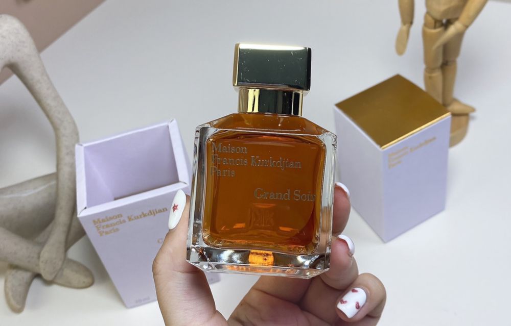 Парфум 	Maison Francis Kurkdjian Grand soir 70 ml
Країна	Франція
Стать