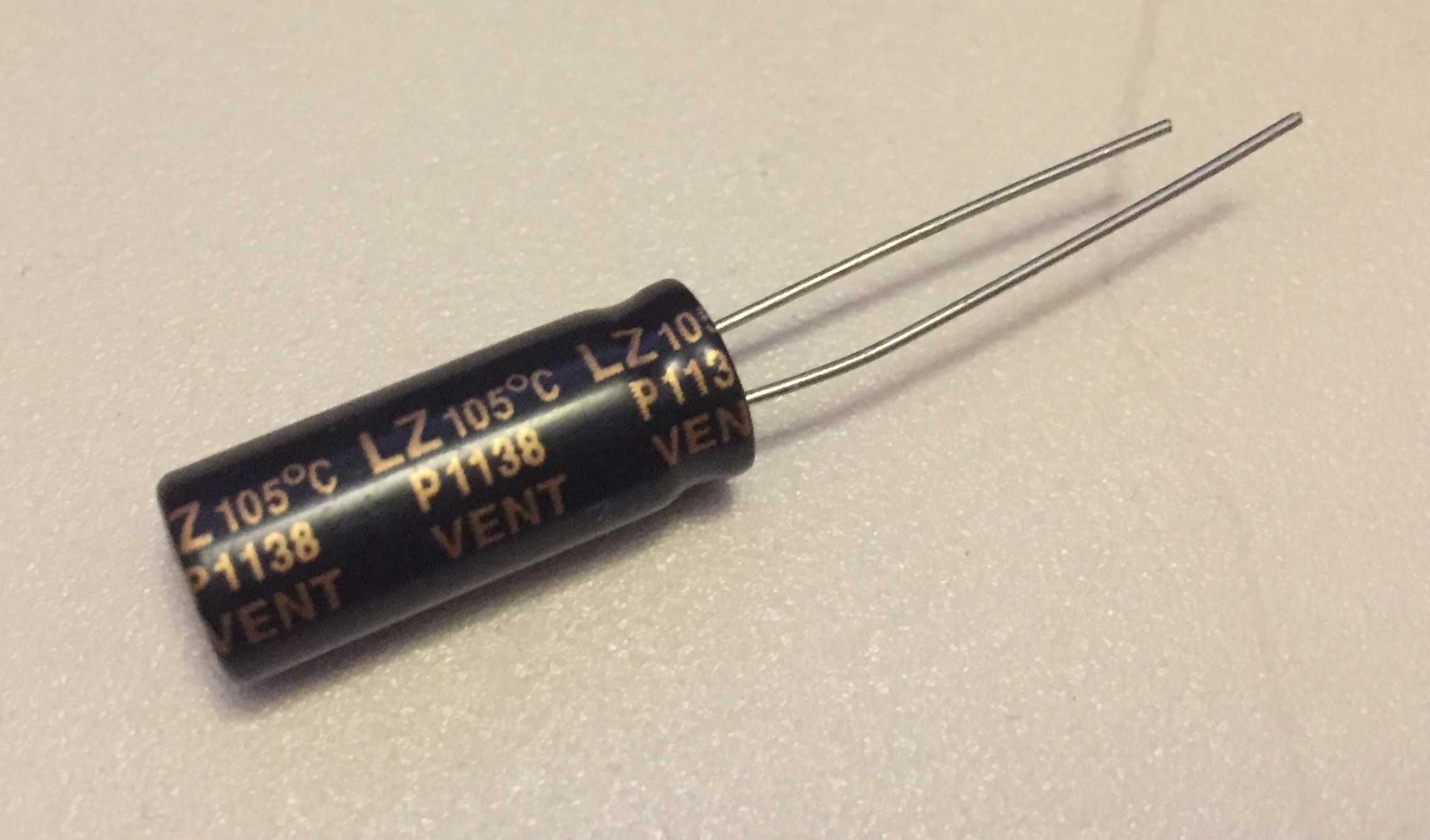 Конденсатор 6.3V\10V\16V\25V\35V\220µF\470мкФ\1000µF\2200мкФ
