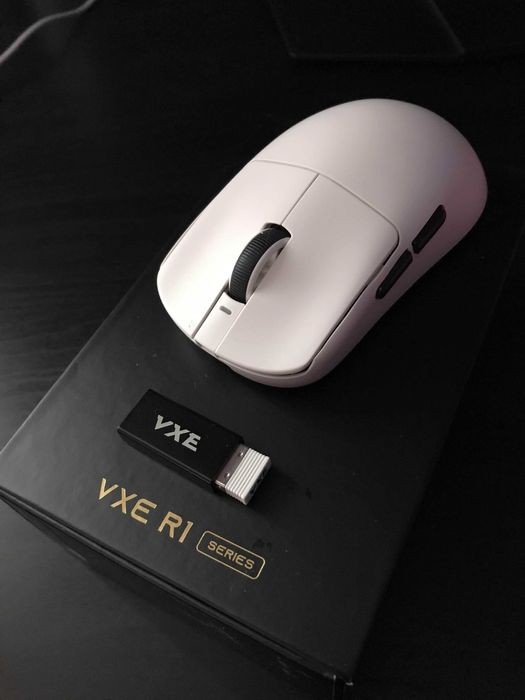 Mysz gamingowa VXE R1 PRO