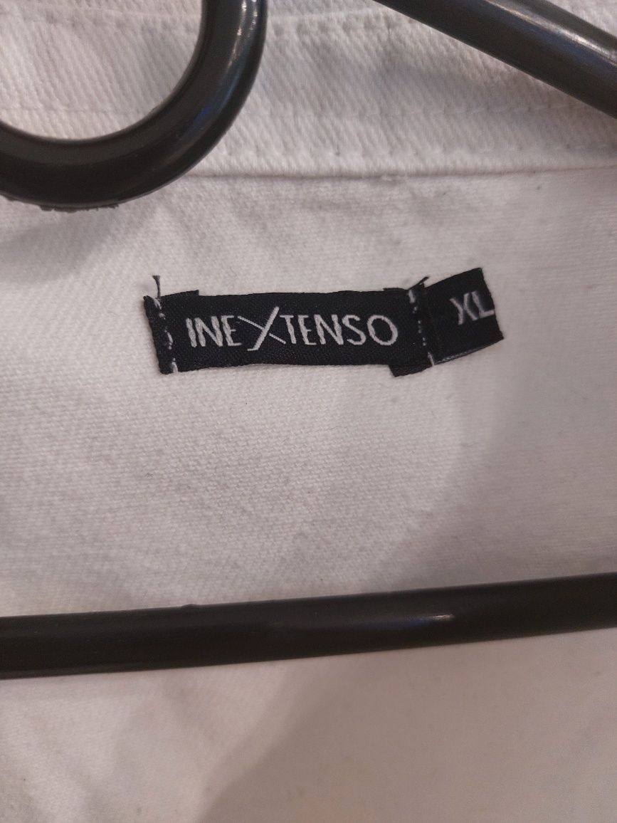 Śliczna damska biała kurtka katana XL/XXL na guziki