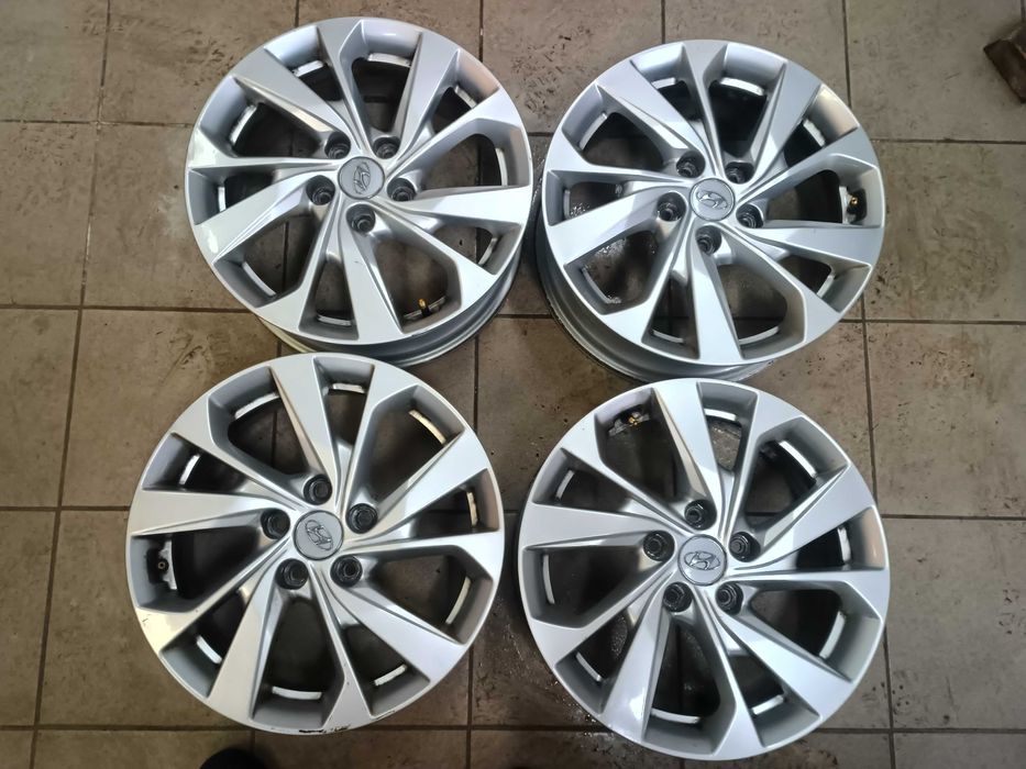 Aluminiowe felgi Hyundai 17 cali 114,3 et 51 7J Komplet czujniki