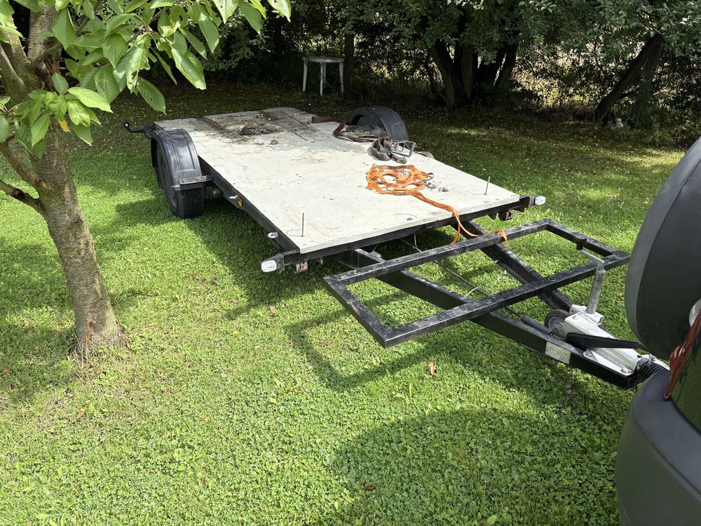 Wynajem przyczepy 1200  dmc ładownosc 900 kg