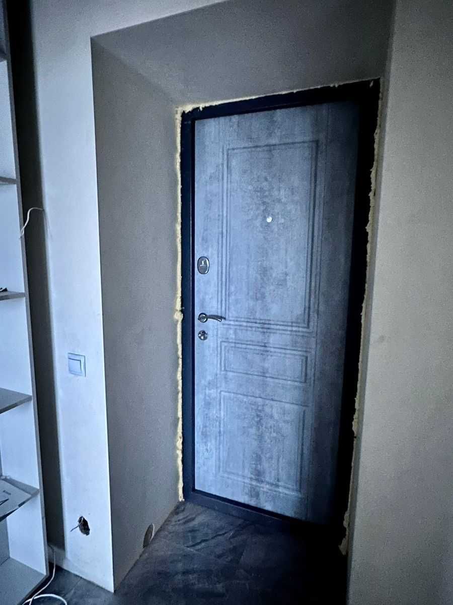 ПРодам 2 ух кімнатну  кв  вул.Любецька 2 а